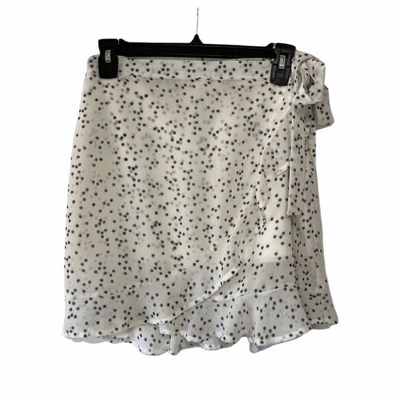 Nasty Gal White Silky Wrap‎ Mini Skirt with Black and Gray Starbursts - 4 - Picture 2 of 12
